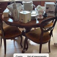 Tavolo e sedie
