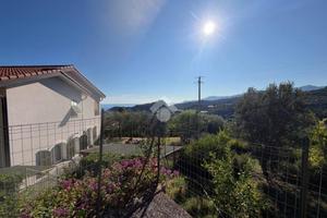 4 LOCALI A BORDIGHERA