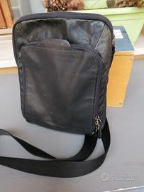 Borsello tracolla piquadro in pelle nera