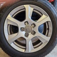 Cerchi originali Audi A4 con gomme invernali OA.