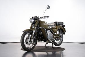 Moto Guzzi Nuovo Falcone 500