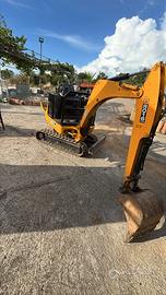 Escavatore jcb