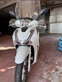 HONDA SH 150 ( 7045 km )