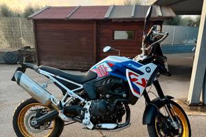 BMW F900 GS
