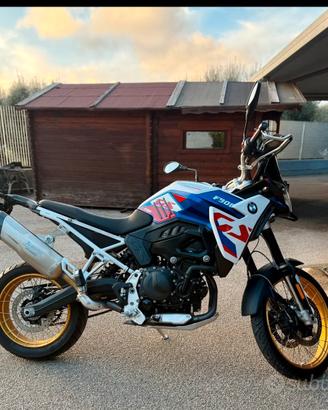 BMW F900 GS