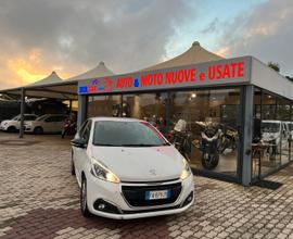 Peugeot 208 PureTech 82 5 porte Allure