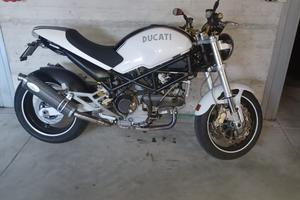 Ducati Monster 1000s