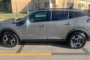 PEUGEOT 2008 PURETECH ALLURE 1.2 2023 22000KM 74KW