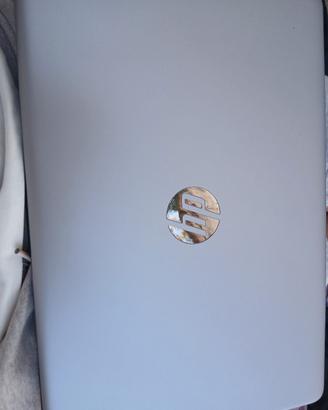  pc portatile hp