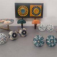 POMELLI E APPENDINI DECORATI A MANO