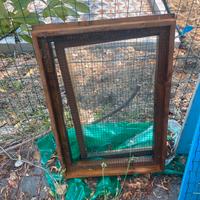 Specchio, calorifero, ringhiera, sedie, finestre