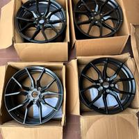 Cerchi 18 neri opachi 5x108