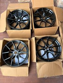 Cerchi 18 neri opachi 5x108