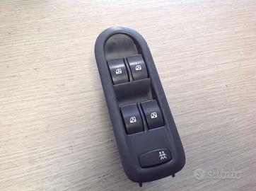 PULSANTIERA ANTERIORE SINISTRA RENAULT Megane ll S