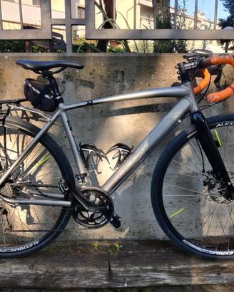 Gravel bike - bicicletta per cicloturismo