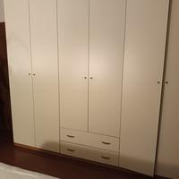 armadio in buono stato