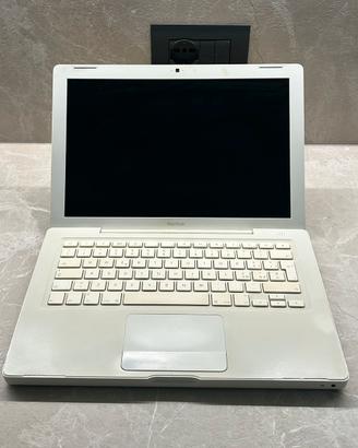 MacBook 13” 2,4 ghz 160GB