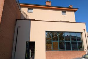 Appartamento di 270 m² con più di 5 locali a Sant'