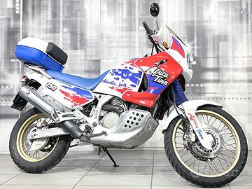 Honda Africa Twin 750 XRV