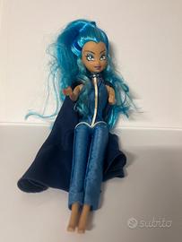 Bambola trix icy winx club 2005