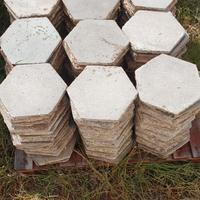 Cementine esagonali inizio 900 -tabacco/antracite!