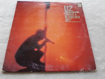 LP 33 U2 - Under a blood red sky