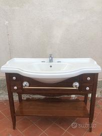 Mobile bagno con lavabo in ceramica 