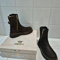 Stivaletti in pelle Crown nuovi