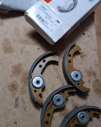 Fiat 126 Personal ricambi Ganasce Ferodo FSB27