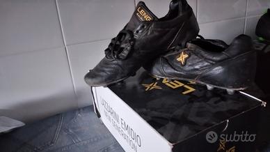 scarpe da calcio, marca "Leng"