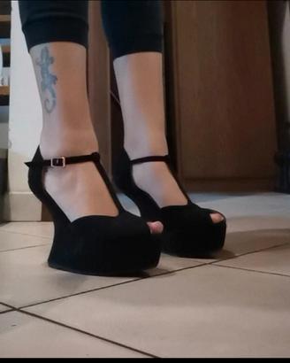 Scarpe alte ma senza tacco