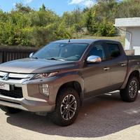 Mitsubishi L200 2.3 D Club Cab 4x4 Super Select In