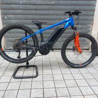 Ebike Cube Acid 240 Hybrid Rookie pro 400