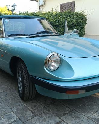 Alfa Romeo spider 2.0