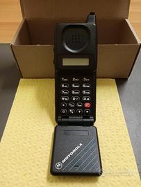 Telefono cellulare ETACS Motorola