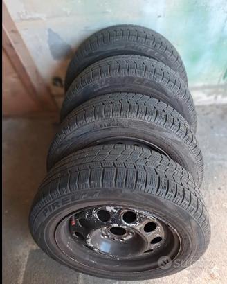 4 ruote invernali pirelli 185 65 r15