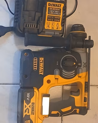 DE WALT TRAPANO MARTELLO A BATTERIA