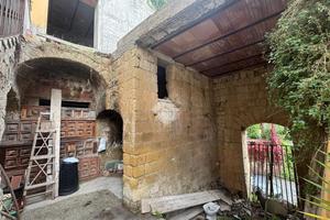 RUSTICO A MARANO DI NAPOLI