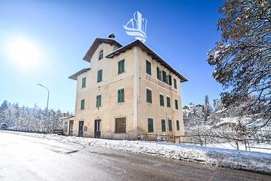 Casa indipendente con terreno a Ruffré - Via Mend