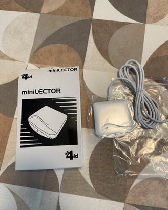 Bit4id EVO Smart Card Reader