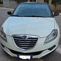 lancia Delta 1.6 120cv anno 2013