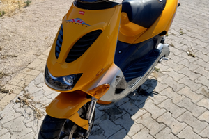 Meraviglioso Aprilia SR 50 1998