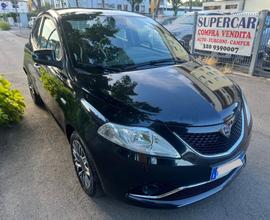 Lancia Ypsilon 1.3 MJT 95 cv neopaten garanzia 12 