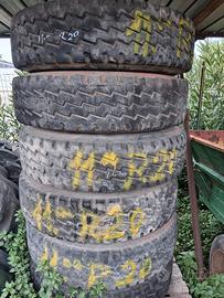  6 pneumatici usati misura 11.00 R20