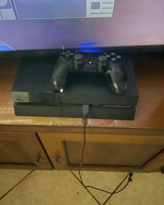 PS4 usata non molto