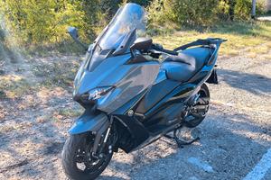 Yamaha T Max 560 - 2021