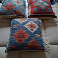 Cuscini per divano in Kilim hand made