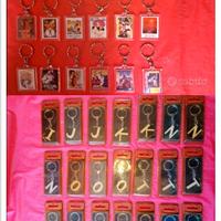 Portachiavi con locandine film famosi e altri