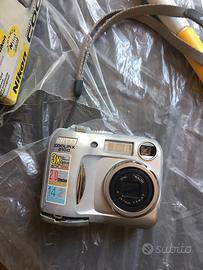 Nikon Coolpix 2100