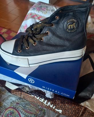 Sneakers Mistral Nuove